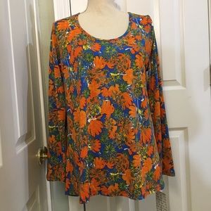 NWT LuLaRoe Lynnae Long Sleeve Top